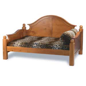 wood dog bed - Traditional day bed for dogs