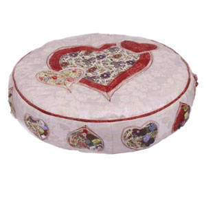 patchwork hearts and flowers dog bed