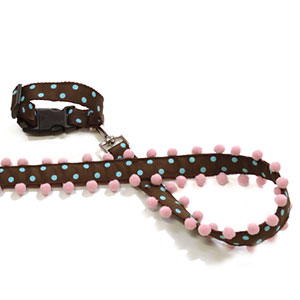 PomPom collar and leash: The Bella